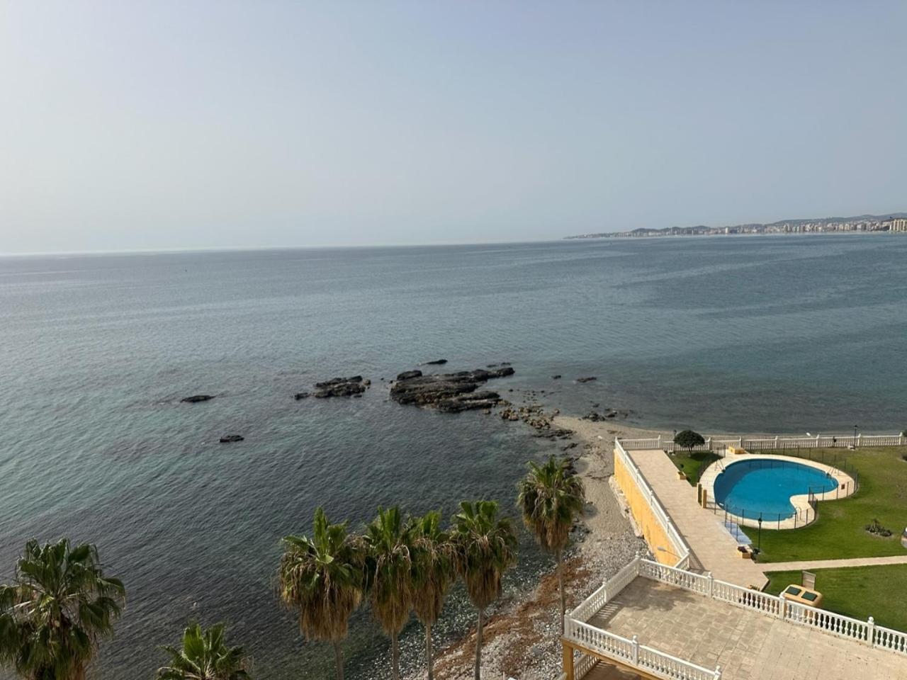 La Perla Beach ベナルマデナ エクステリア 写真